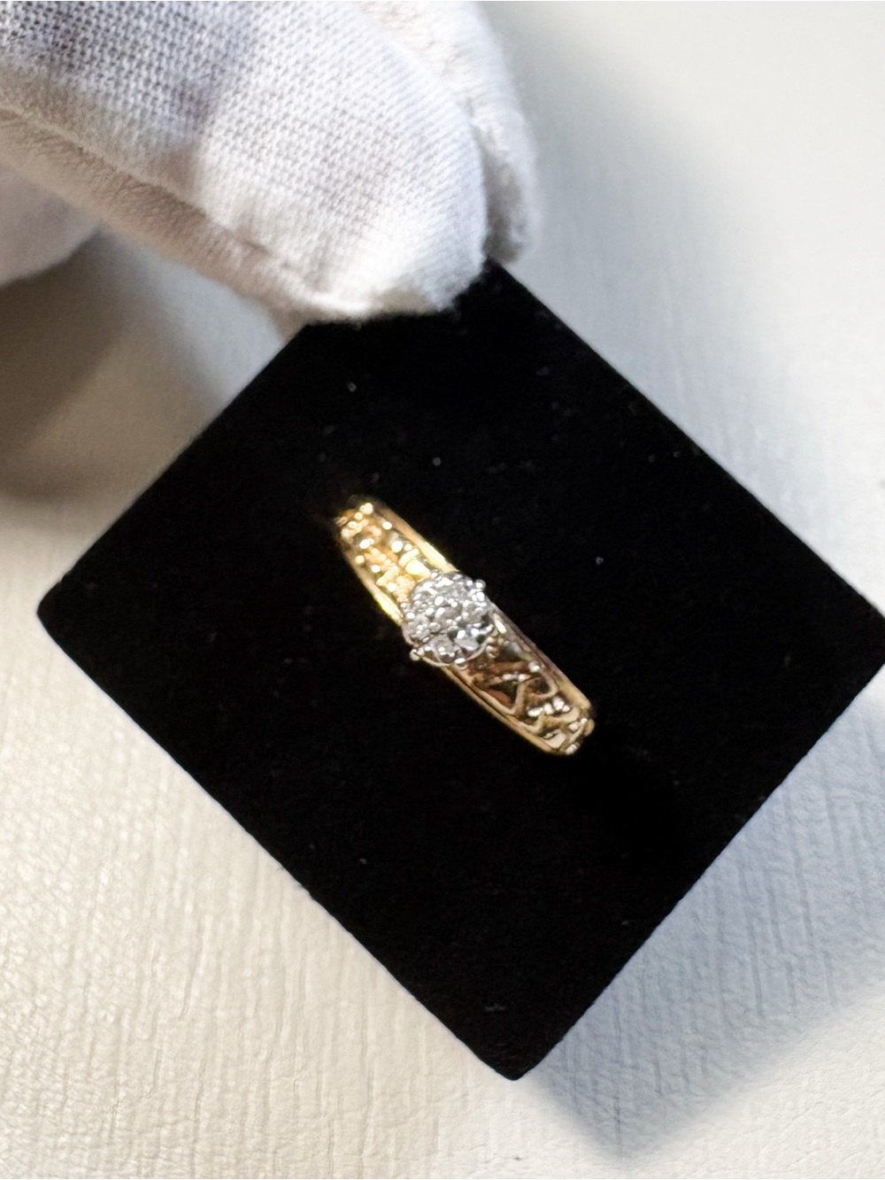 Estate 10k Gold Diamond Ring. Engagement, wedding, vintage. Size 8